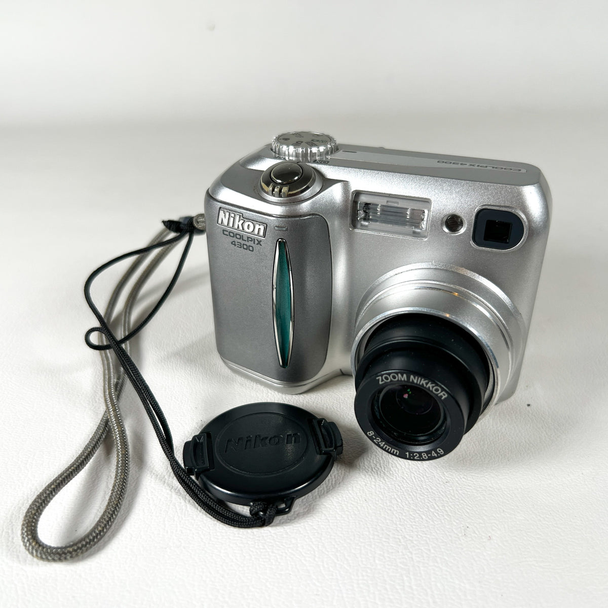Vintage 2002 Nikon Coolpix 4300 4MP Digital Camera – CobbleStore