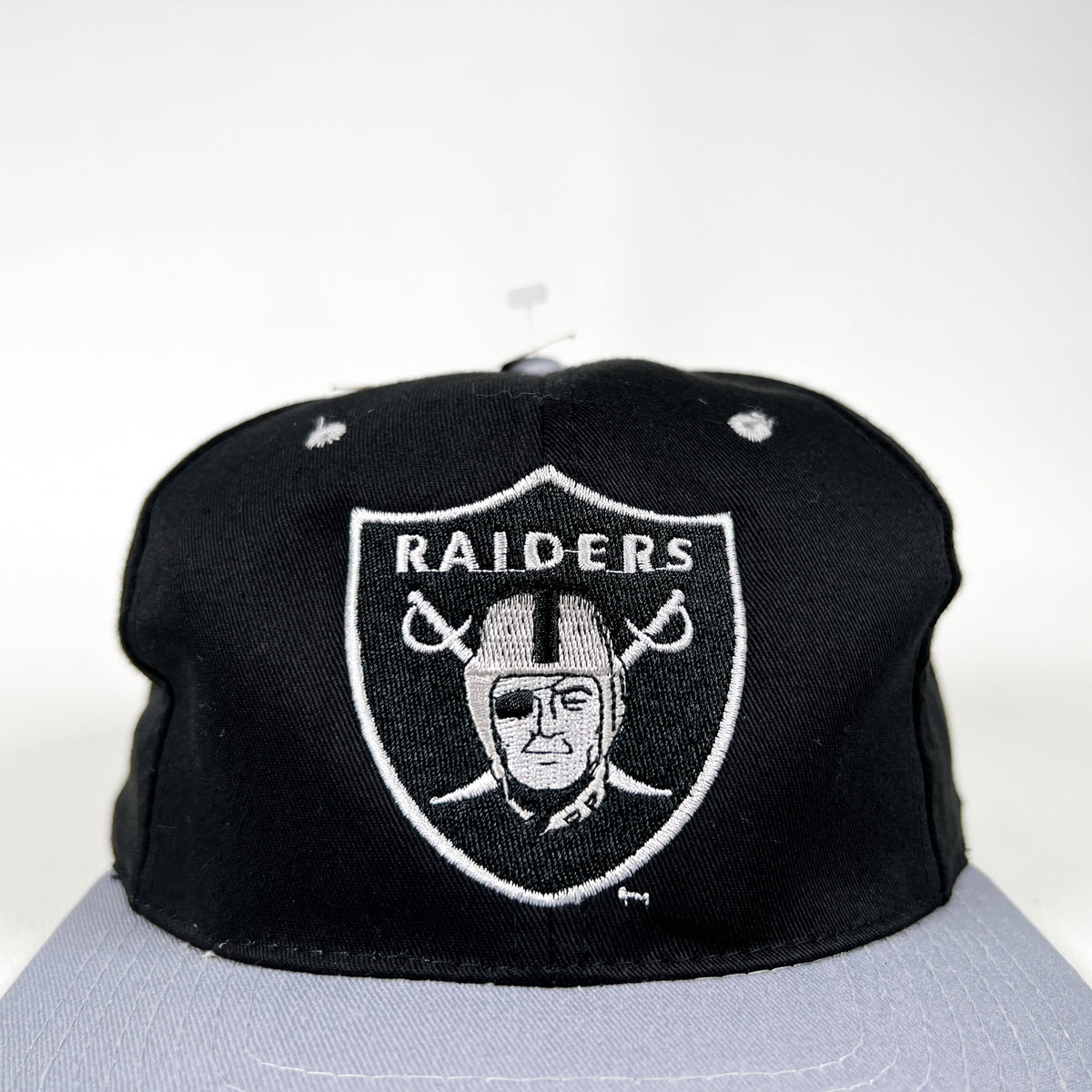 Vintage 90's Oakland Raiders Team NFL Snapback Hat