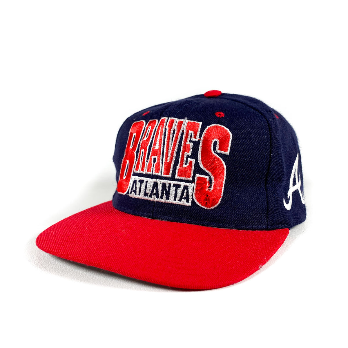 Vintage 90's Richmond Braves White & Red Snapback Baseball Hat –  CobbleStore Vintage