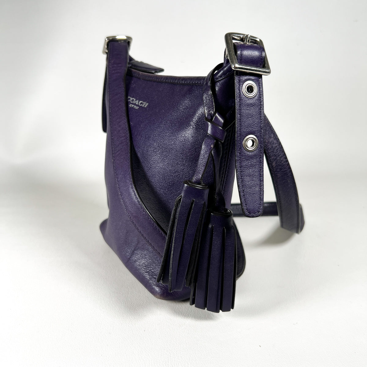 Modern 2013 Coach Legacy Mini Duffle Purple Leather Crossbody Bag 