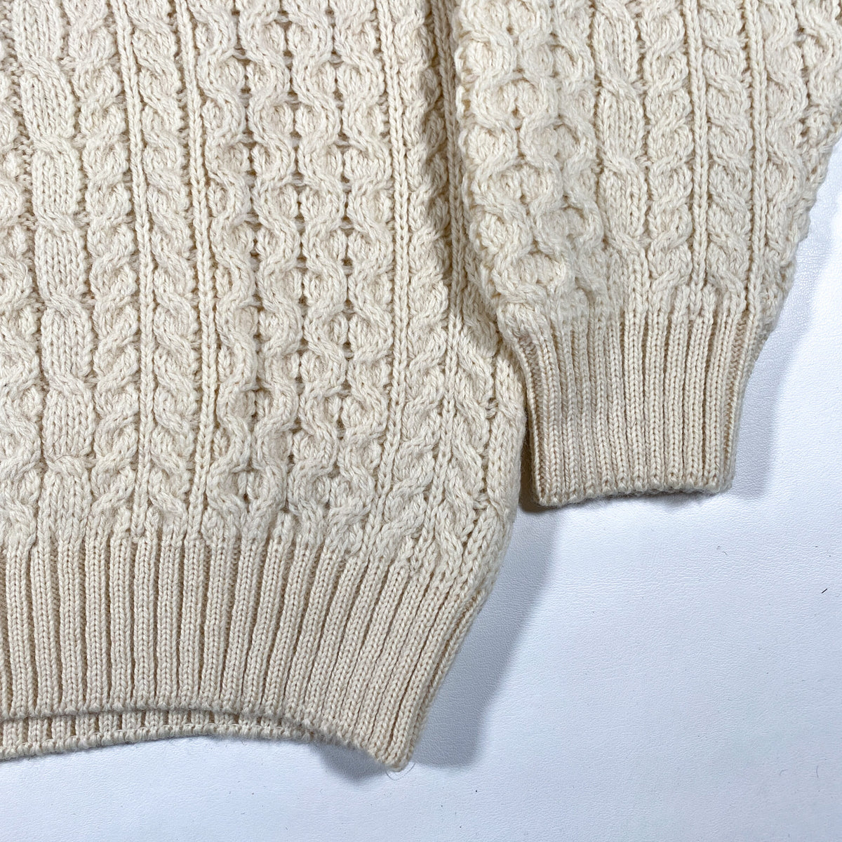 Vintage 90's Highland Home Industries Cable Knit Wool Vintage 90's Highland Home Industries Cable Knit Wool