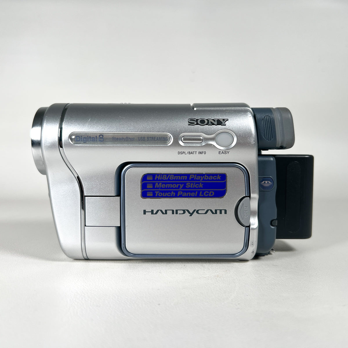 Vintage 2004 Sony DCR-TRV460 Digital8 Handycam Camcorder