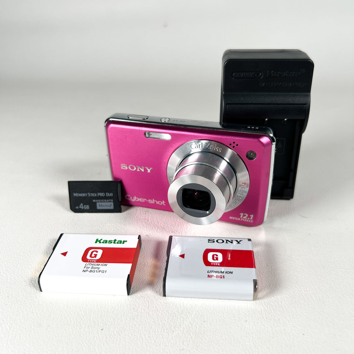オールドデジカメSONY ソニー Cybershot DSC-W220 ピンク SONY