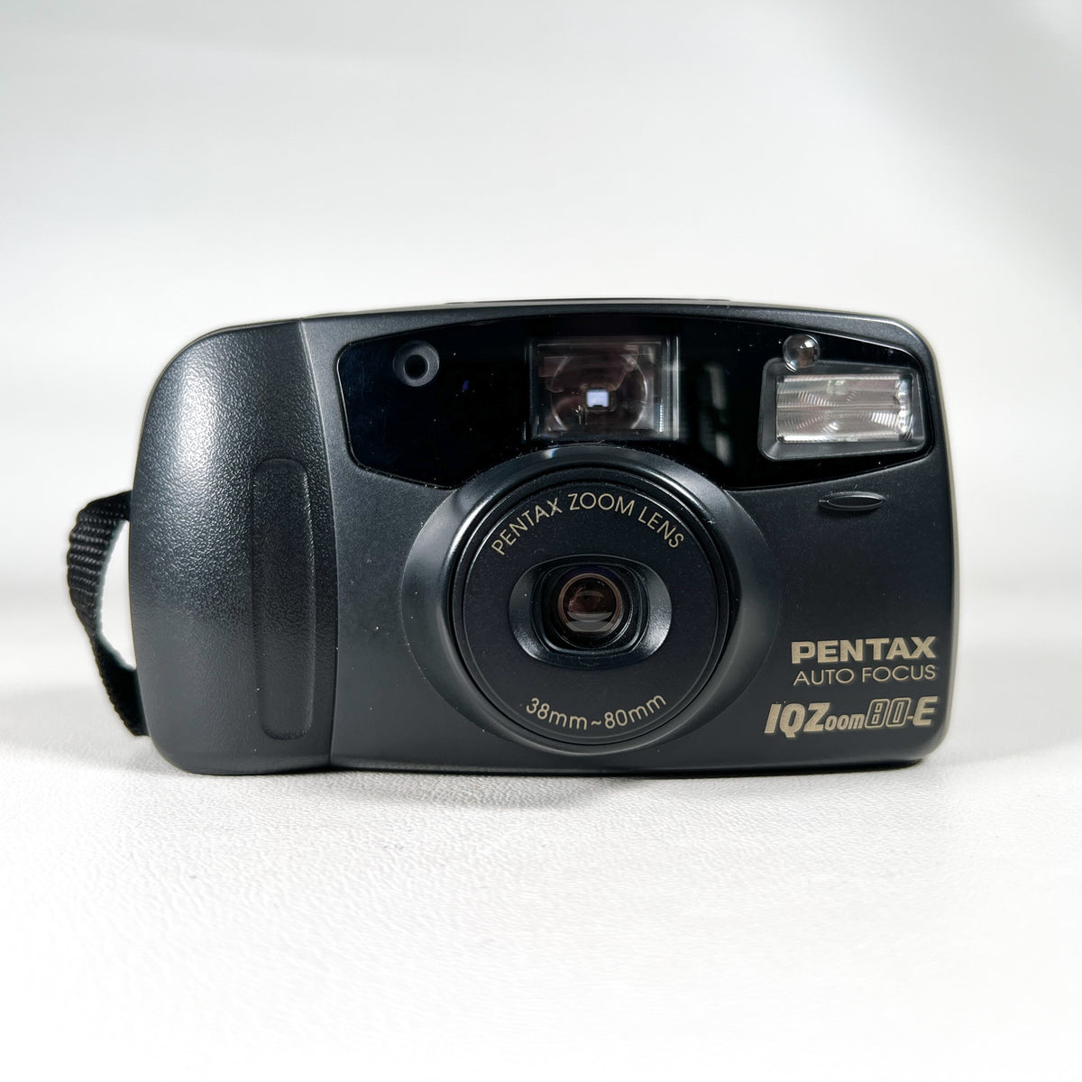Vintage 1994 Pentax IQZoom 80-E 38-80mm Point & Shoot 35mm Film