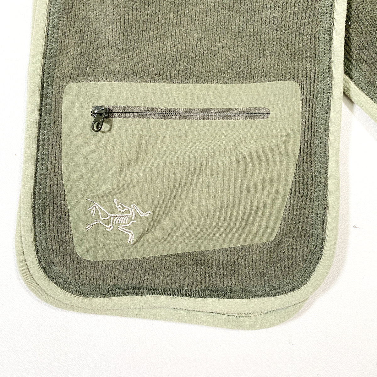 Modern 2006 Arc'teryx Covert Polartec Olive Green Fleece Zip