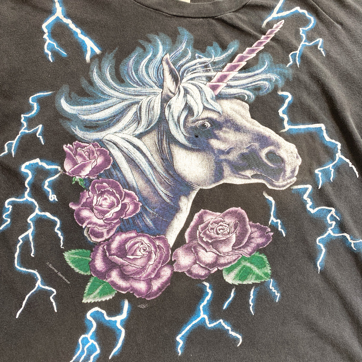 American Thunder】80s Unicorn Rose TシャツTakezo - Tシャツ