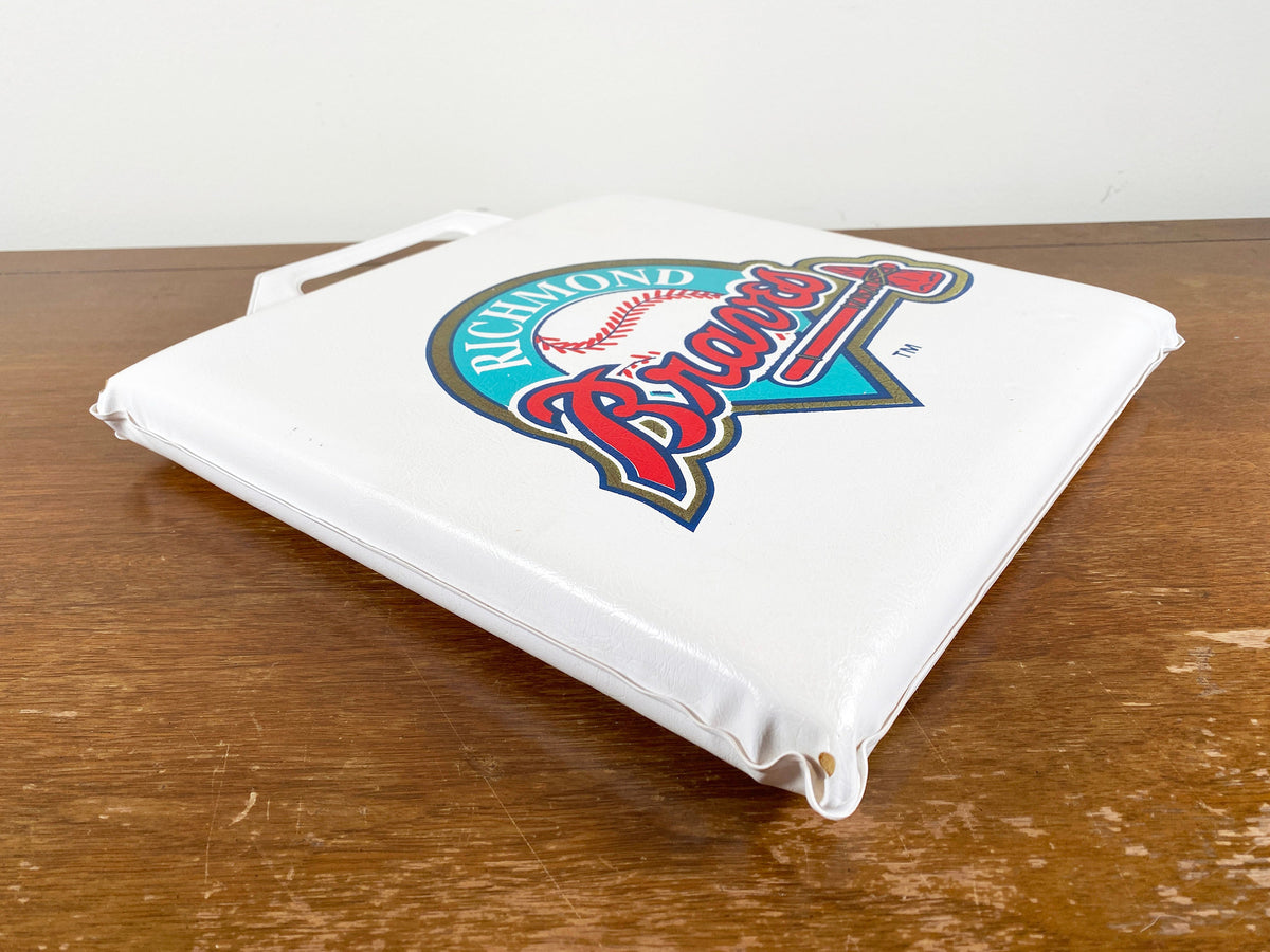 Vintage 90's Richmond Braves Stadium Seat Cushion Bleacher Pad –  CobbleStore Vintage