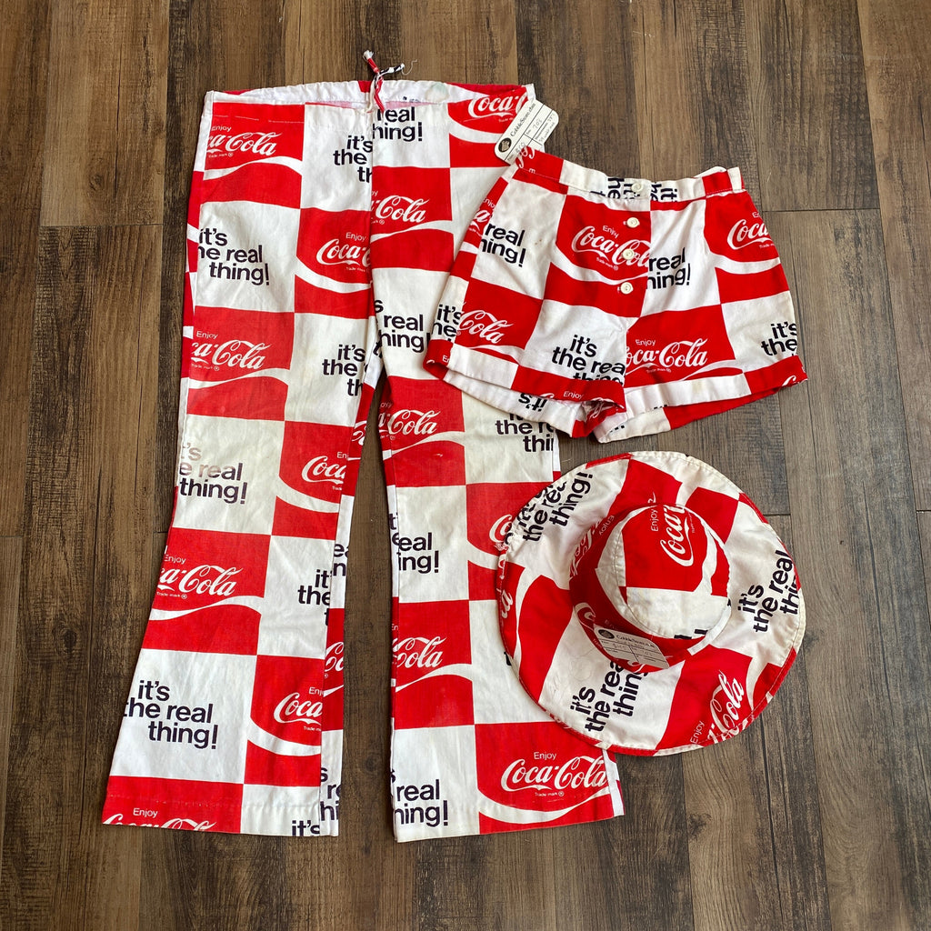 The Ultimate Coca-Cola Throwback: Vintage Matching Set You Won’t Find Again
