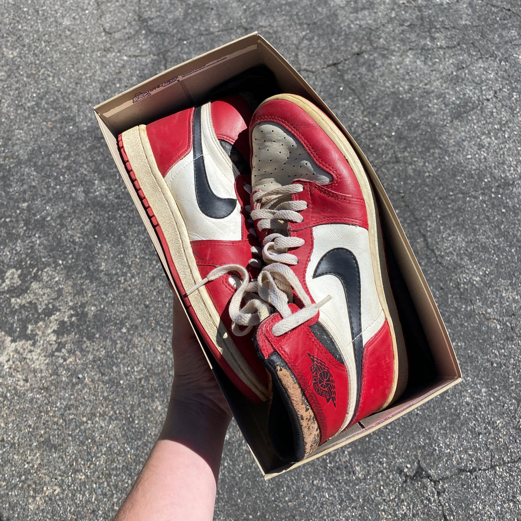 Rescuing Real 1985 Nike Air Jordan Chicago 1's from an Estate Sale