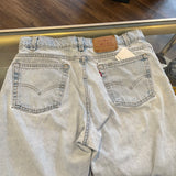 Vintage 1995 Levis 550 Light Wash Jeans