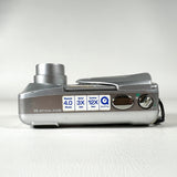Vintage 2004 Olympus Camedia D-580 Zoom 4MP Digital Camera