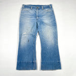 Vintage 1976 Levis Flare Bear Patch Jeans