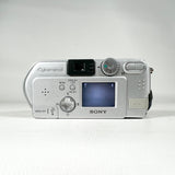 Vintage 2002 Sony Cyber-shot DSC-P71 3.2MP Digital Camera