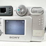 Vintage 2002 Sony Cyber-shot DSC-P71 3.2MP Digital Camera