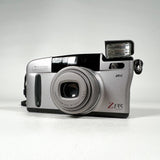 Vintage 1996 Canon Sure Shot Z135 38-135mm 35mm Film Camera