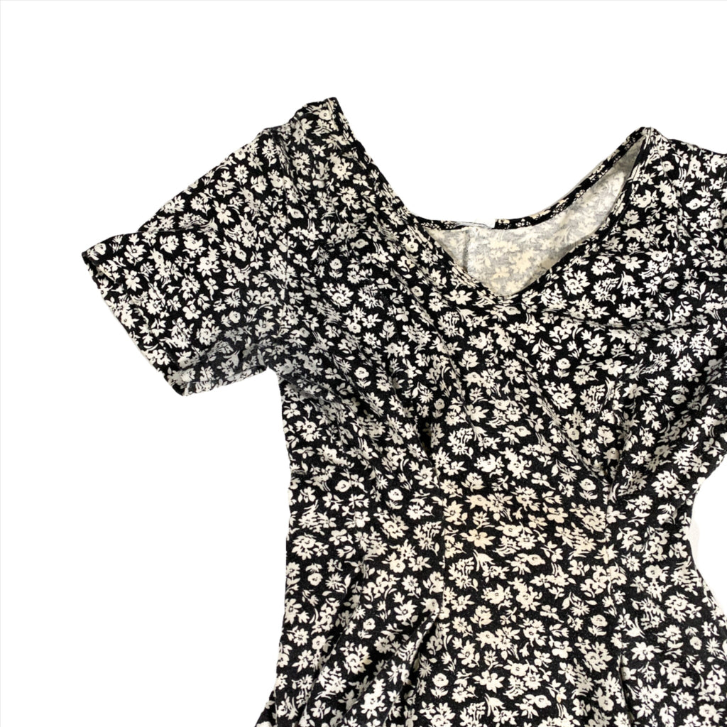 Vintage 90's No Boundaries Floral Fit and Flare Dress CobbleStore Vintage Vintage 90's No Boundaries Floral Fit and Flare Dress CobbleStore Vintage