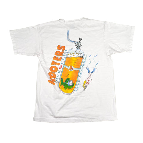 Vintage 90's Hooters Dive Club T-Shirt