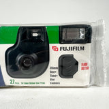 Vintage 2003 Fujifilm 400 27 Exposure Disposable Expired 35mm Film Camera