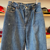 Vintage 2000 Levis 550 Blue Jeans