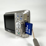 Modern 2006 Nikon Coolpix L6 6.0 MP Digital Camera
