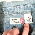Modern Y2K Levi’s Jeans Light Wash Denim Button-Up Shirt
