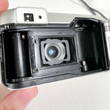 Vintage 2002 Minolta Zoom 110 Date 38-110mm 35mm Film Camera