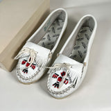 Vintage 90's Minnetonka White Leather Beaded Moccasins Shoes