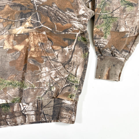 Vintage Y2K Schmidt Realtree camo zip-up hoodie #camouflage Similar to a Carhar Vintage Y2K Schmidt Realtree camo zip-up hoodie #camouflage Similar to a Carhar