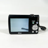 Modern 2009 Nikon Coolpix S220 10MP Compact Digital Camera