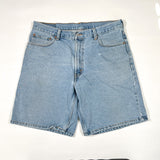 Vintage 2003 Levi’s 550 Light Wash Denim Relaxed Fit 36 Shorts