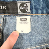 Vintage 1998 Levi’s SilverTab Baggy Denim 37 Waist Shorts