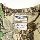 Vintage 90’s Realtree Camo All Over Print Pocket T-Shirt