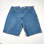 Vintage 2002 Arizona Loose Fit Denim Shorts