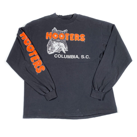 Vintage 90's Hooters Columbia SC Longsleeve T-Shirt