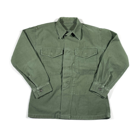 Vintage 60's Army Green Button Up Fatigue ShirtVintage 60's Army Green Button Up Fatigue Shirt