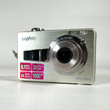 Modern 2008 Sanyo VPC-E870 8.1MP Digital Camera Kit Digital Camera