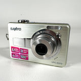Modern 2008 Sanyo VPC-E870 8.1MP Digital Camera Kit Digital Camera