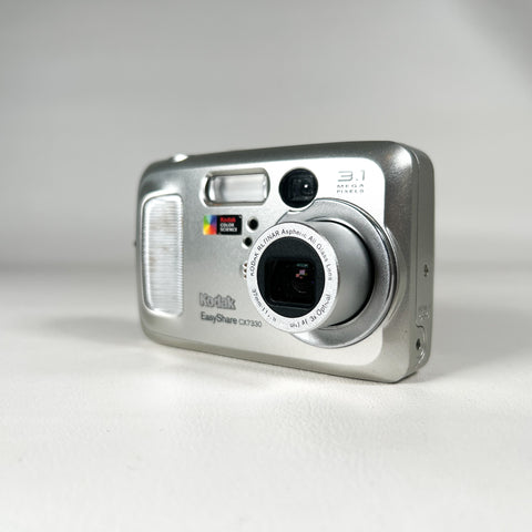 Vintage 2004 Kodak EasyShare CX7330 Silver Digital Camera