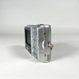 Vintage 2006 Nikon Coolpix L4 Silver Digital Camera