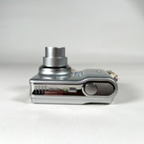 Vintage 2006 Nikon Coolpix L4 Silver Digital Camera