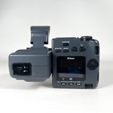 Vintage 2001 Nikon Coolpix 995 Boxed Swivel 3MP Digital Camera