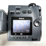 Vintage 2001 Nikon Coolpix 995 Boxed Swivel 3MP Digital Camera