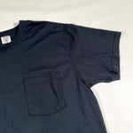 Vintage 90's Fruit of the Loom Black Pocket Workwear T-Shirt