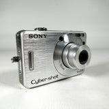 Modern 2006 Sony Cyber-shot 🔴 BROKEN LCD 🔴 DSC-W70 7.2MP Digital Camera