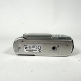 Modern 2007 HP Photosmart E327 5MP Silver Digital Camera