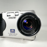 Vintage 2000 Sony Cyber-shot DSC-S50 2.1MP CCD Digital Camera