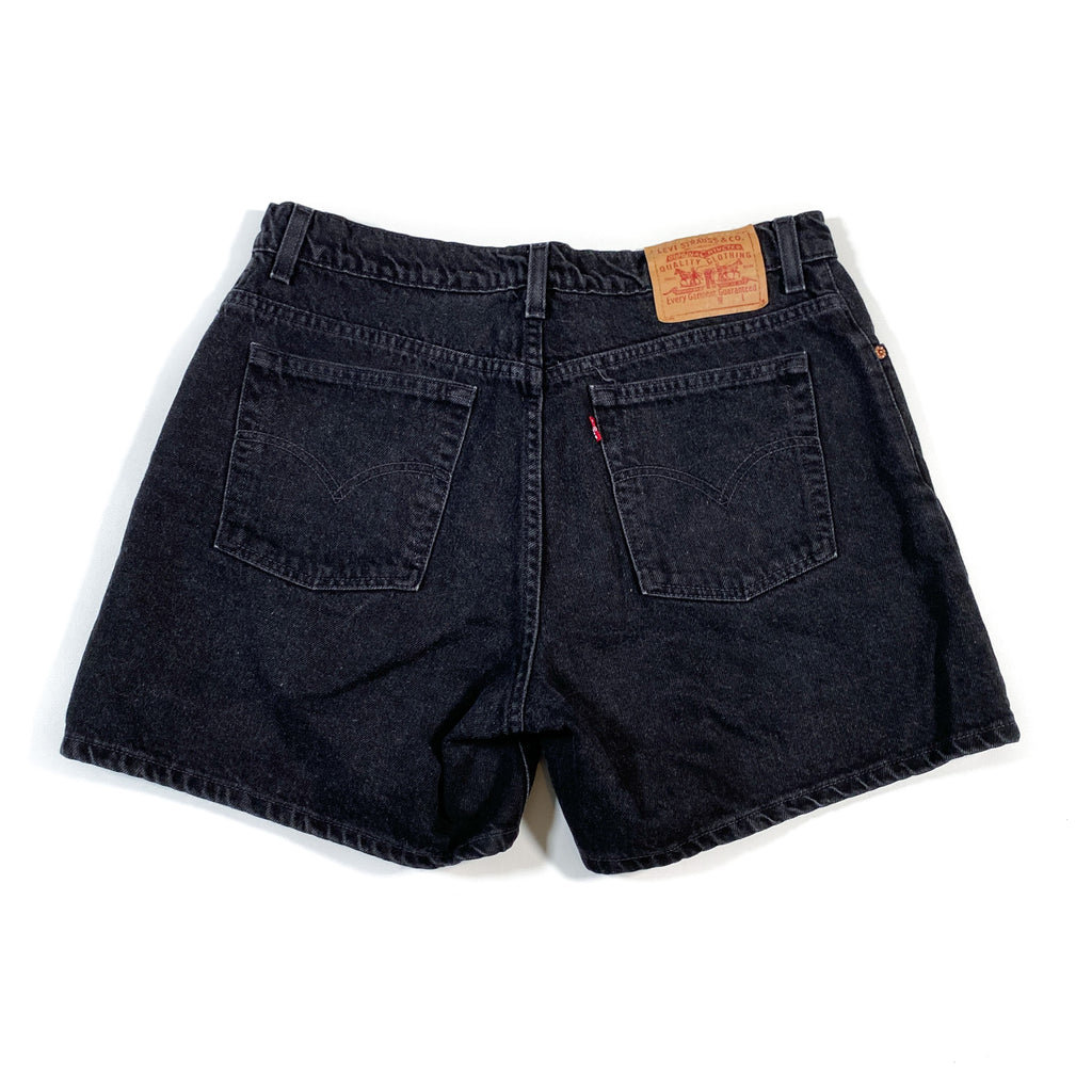 Black vintage hot sale levi shorts