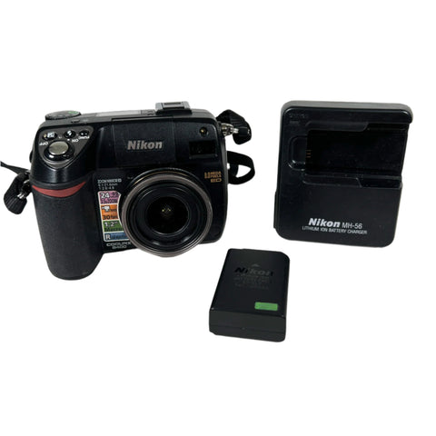 Vintage 2004 Nikon Coolpix 8400 Digital Camera