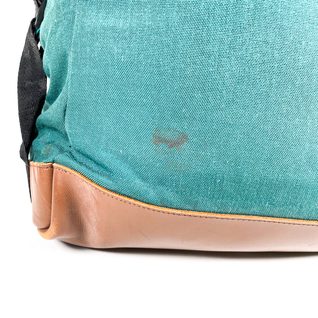 Om toevlucht te zoeken kopiëren Boomgaard Vintage 90's Eastpak Made in USA Leather Bottom Backpack – CobbleStore  Vintage