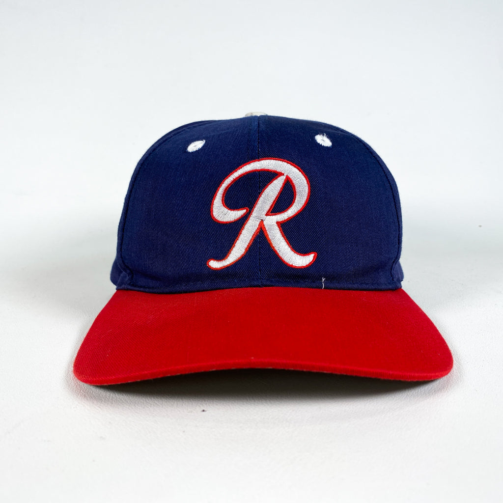 Vintage 90's Richmond Braves White & Red Snapback Baseball Hat –  CobbleStore Vintage